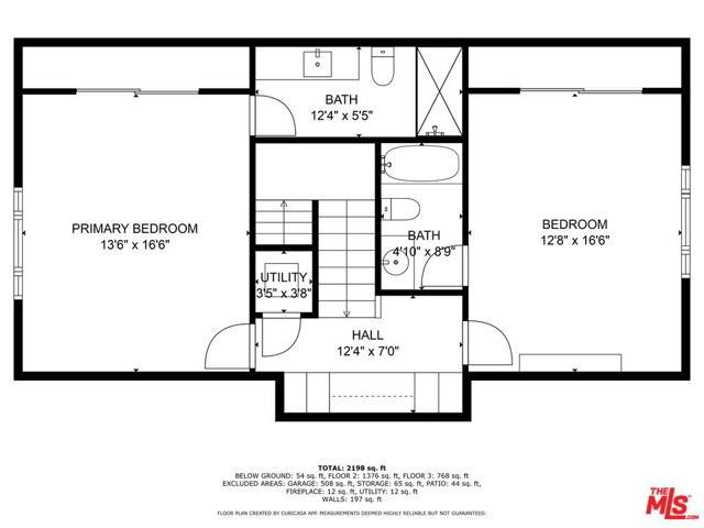 938 20th Street, Santa Monica CA: https://media.crmls.org/mediaz/2ca02897-477d-4c47-bc8a-647dfeb4c07f.jpg