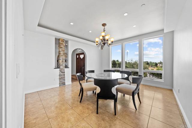 Detail Gallery Image 4 of 49 For 20202 Deerhorn Valley Rd, Jamul,  CA 91935 - 4 Beds | 4 Baths
