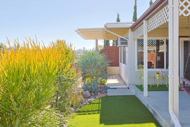 Detail Gallery Image 43 of 68 For 6045 Broadmoor Dr, La Mesa,  CA 91942 - 3 Beds | 1/1 Baths