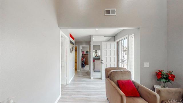 1604 Woodrum PL, El Cajon CA: https://media.crmls.org/mediaz/2ca10873-faf1-414f-98d2-34e4f8ff7587.jpg