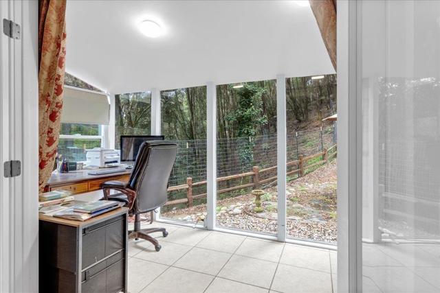 1711 Trout Gulch Road, Aptos CA: https://media.crmls.org/mediaz/2ca14ec3-b53e-43ab-9167-7b1ae4ccdf8f.jpg