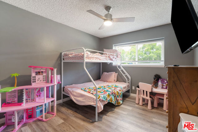 43818 Halcom Avenue, Lancaster CA: https://media.crmls.org/mediaz/2ca1d995-849d-4448-b558-9d5227beaad2.jpg
