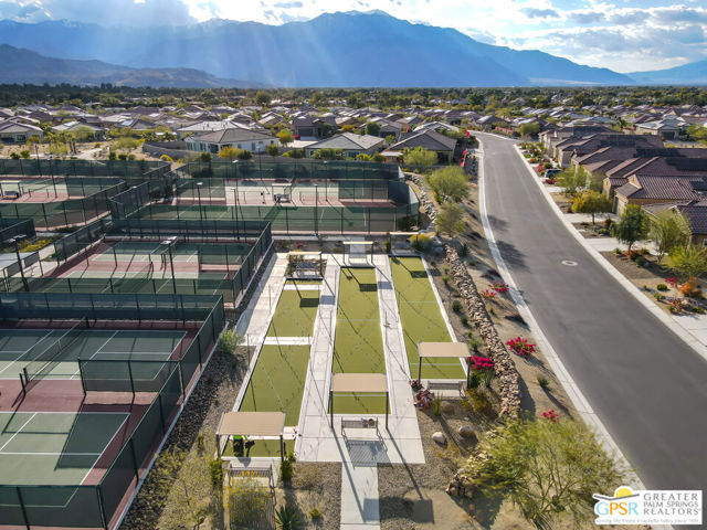 76 Claret, Rancho Mirage CA: https://media.crmls.org/mediaz/2ca207df-7901-42f6-a53f-c3eca26938e1.jpg