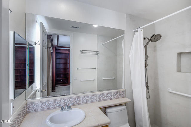 Detail Gallery Image 21 of 58 For 2880 Avenida De Autlan, Camarillo,  CA 93010 - 4 Beds | 4/1 Baths