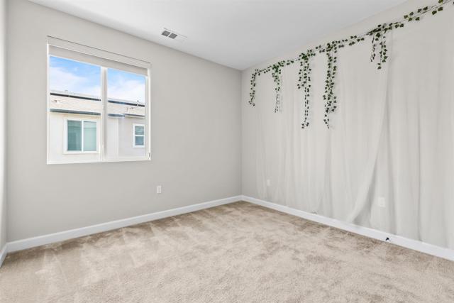 Detail Gallery Image 42 of 72 For 1856 Focus Dr, Chula Vista,  CA 91915 - 4 Beds | 3/1 Baths