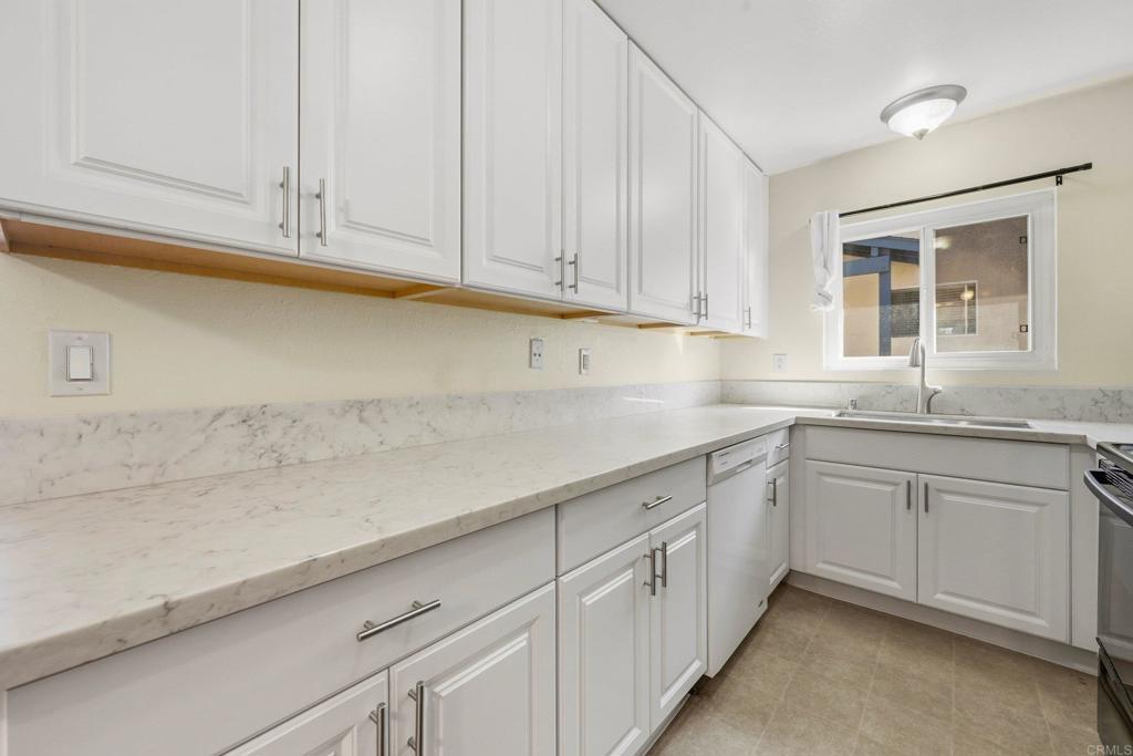 10673 Carmel Mountain Road - photo 17
