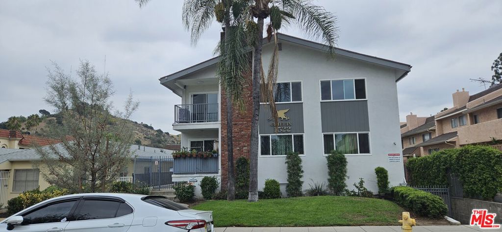 1522 Dixon Street #8