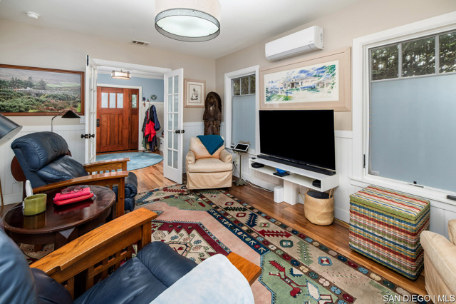 Image 14 of 32 For 3549 Wilcox St