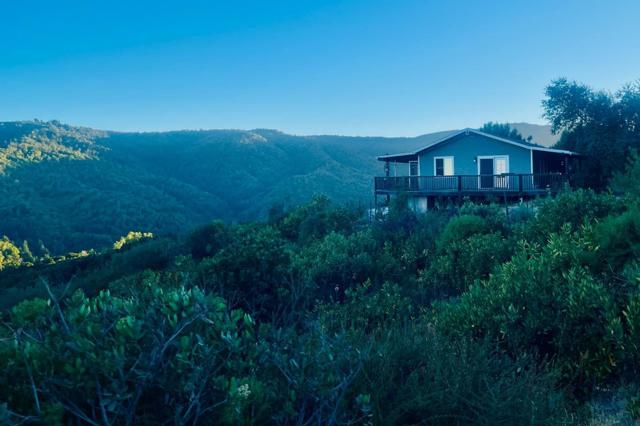 6787 Croy Road, Morgan Hill CA: https://media.crmls.org/mediaz/2ca68f44-e7d1-423e-ad51-838b5052ce52.jpg