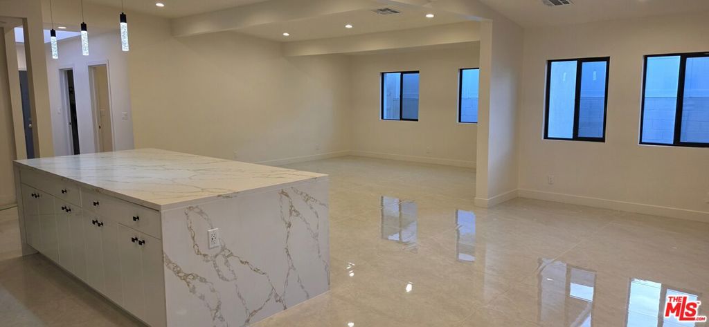 MLS #26733057 image #4