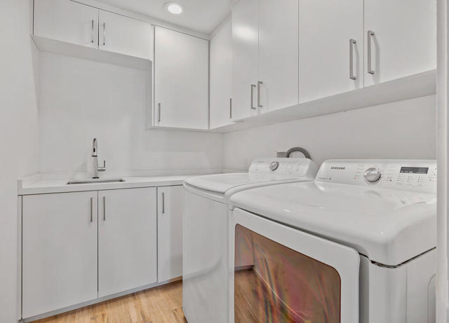 12 Sussex Court, Rancho Mirage CA: https://media.crmls.org/mediaz/2ca7e675-7375-4dbe-a4f0-5b7d8fef5578.jpg