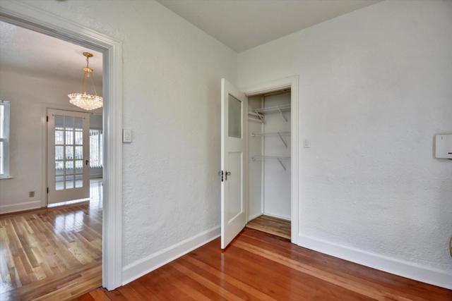 325 Capitol Street, Salinas CA: https://media.crmls.org/mediaz/2ca7f8c2-0e79-40a0-9f66-5ed27c79aeb3.jpg