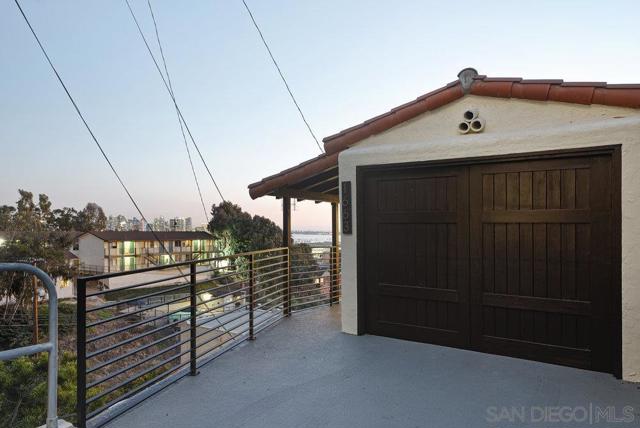 1663 Puterbaugh St, San Diego CA: https://media.crmls.org/mediaz/2ca8ed46-0339-4d8d-ba4d-ae0477f0cf12.jpg