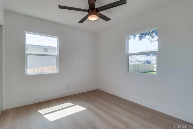 Image 14 of 26 For 759 Delaware Street