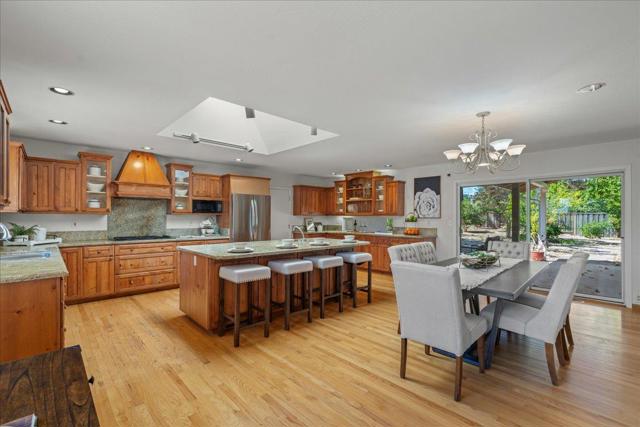 20211 Argonaut Drive, Saratoga CA: https://media.crmls.org/mediaz/2caad629-26ee-40e4-be8a-16f9892c6aea.jpg