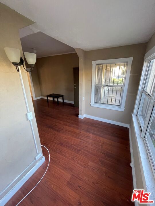 1185 N Normandie Avenue, Los Angeles CA: https://media.crmls.org/mediaz/2cab24ce-91e1-4b0b-b697-3c2121727ccb.jpg