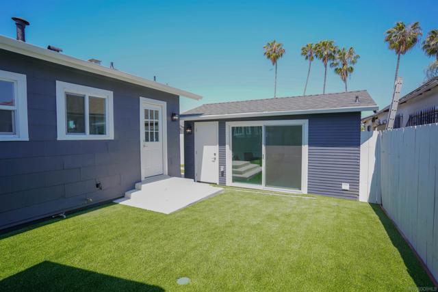 3737 Orange, San Diego CA: https://media.crmls.org/mediaz/2cabe1a8-bd74-4d50-94a6-08ac6702aa8d.jpg