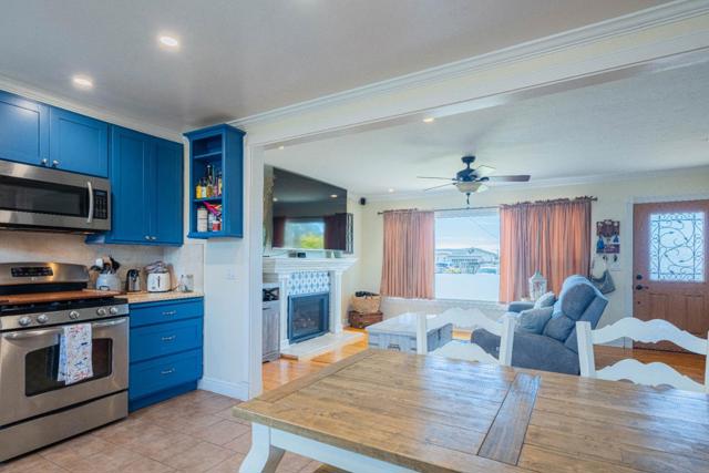 2080 Buchanan Street, Seaside CA: https://media.crmls.org/mediaz/2cabe806-5920-4623-bb31-442389d4af4d.jpg