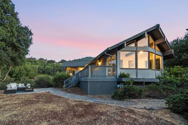 16451 Wood Acres Road, Los Gatos CA: https://media.crmls.org/mediaz/2cabf830-1233-4772-bf4e-705c56404bcf.jpg