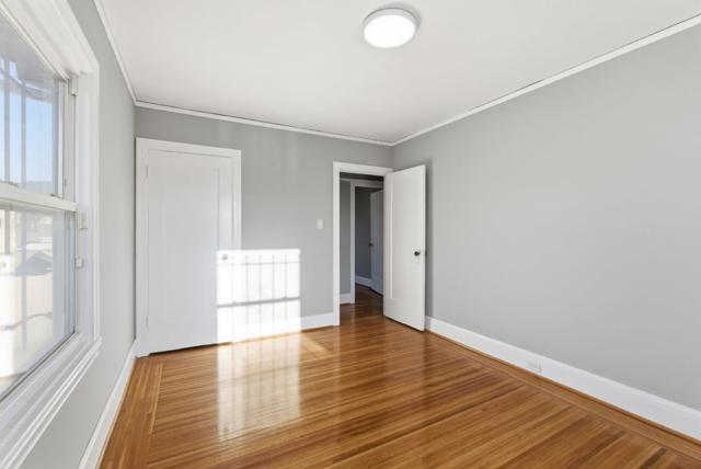 2801 Bartlett Street, Oakland CA: https://media.crmls.org/mediaz/2cac07e8-3fb0-4412-953d-4cad3d914c2f.jpg