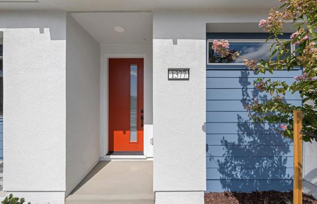 1377 California Circle, Milpitas CA: https://media.crmls.org/mediaz/2caca0e7-5d0b-4312-a9a4-6de73bc88c71.jpg