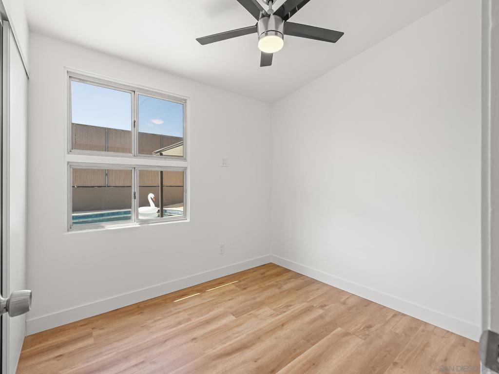9342 Fermi Ave - photo 17