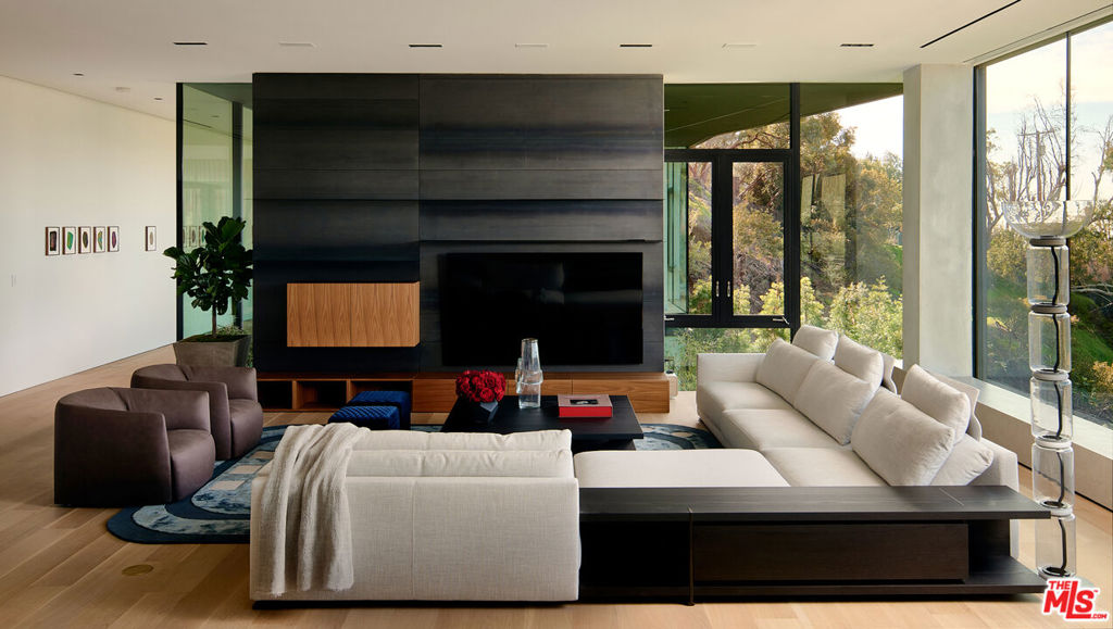 MLS #26669605 image #23