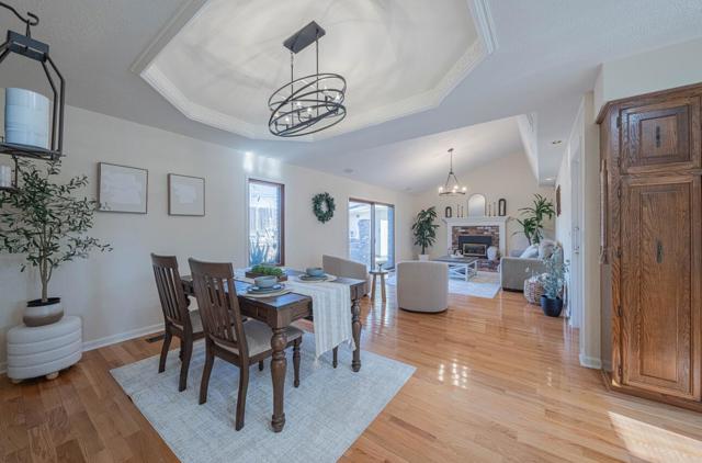 1527 Atherton Way, Salinas CA: https://media.crmls.org/mediaz/2cad7d16-f8a7-43db-9d08-6ae254924499.jpg