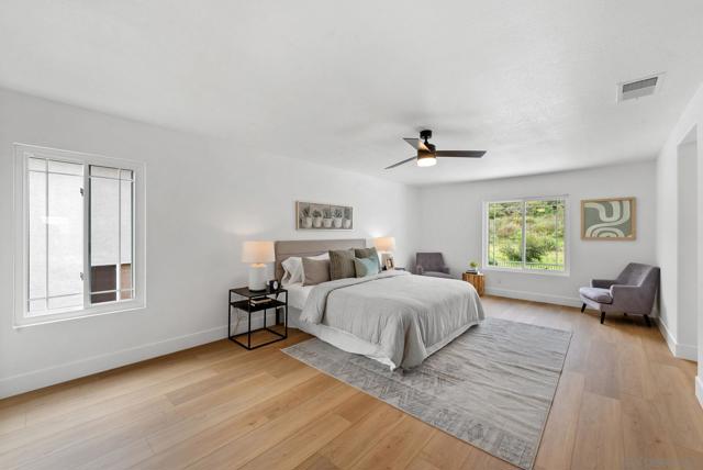 1052 Via Vera Cruz, San Marcos CA: https://media.crmls.org/mediaz/2cae303a-e1eb-42a5-a968-03ae9e50206a.jpg