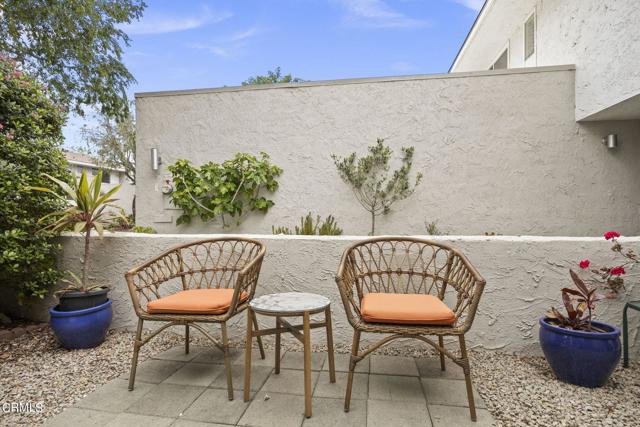 Detail Gallery Image 4 of 45 For 5041 Rhoads Ave #D,  Santa Barbara,  CA 93111 - 4 Beds | 2/1 Baths