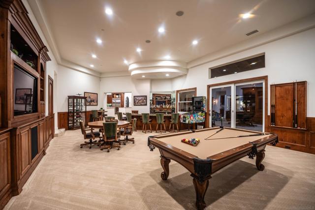 15397 Rock Creek Ln, El Cajon CA: https://media.crmls.org/mediaz/2caf1bbb-1921-4653-85cf-399b3db546f6.jpg