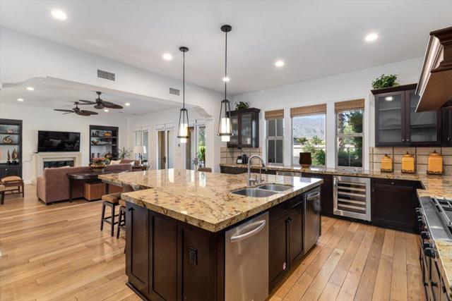 57865 Rosewood Court, La Quinta CA: https://media.crmls.org/mediaz/2cafe37a-d263-4252-a888-5a5b04e3e8fe.jpg