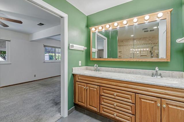 978 Woodgrove Lane, San Jose CA: https://media.crmls.org/mediaz/2cb07760-d856-4650-8ee2-8369449d1830.jpg