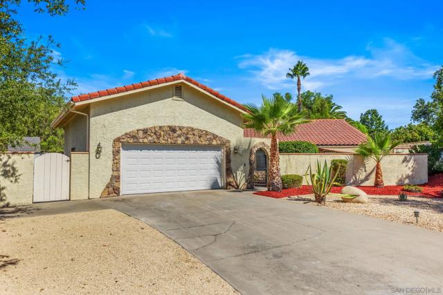 16345 Bassett Ct, Ramona CA: https://media.crmls.org/mediaz/2cb0805b-dac6-4632-82f5-a5e0e264b89b.jpg