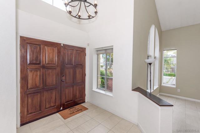 4515 Sculpture Court, Oceanside CA: https://media.crmls.org/mediaz/2cb0b515-8997-46db-ac4e-48a8330be351.jpg