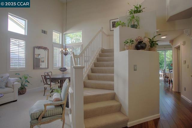 1409 Dumaine St, Concord CA: https://media.crmls.org/mediaz/2cb0b66e-8fdb-4384-ba39-ef2e192ed81c.jpg