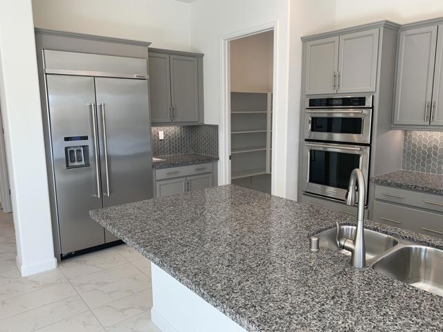 39 Cabernet, Rancho Mirage CA: https://media.crmls.org/mediaz/2cb194b4-2794-41bf-b0cb-6fb32c698ee4.jpg