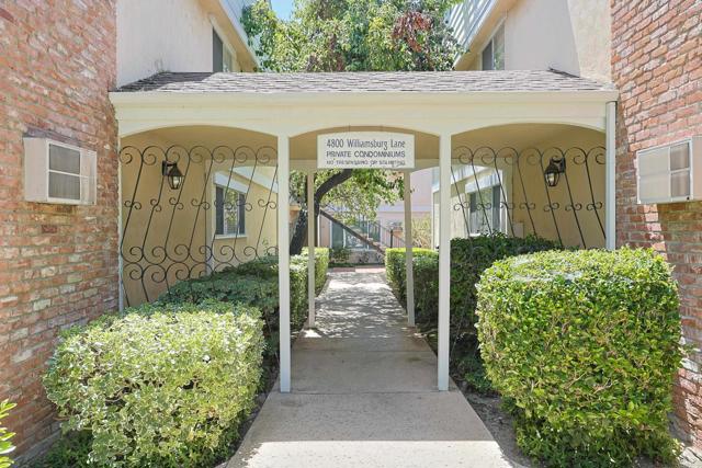4800 Williamsburg Ln, La Mesa CA: https://media.crmls.org/mediaz/2cb2d68f-5ffb-4dd1-9bd9-c8c900f464d3.jpg