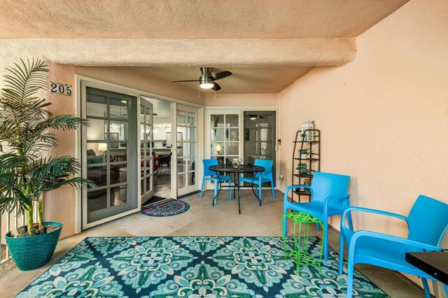 500 E Amado Road, Palm Springs CA: https://media.crmls.org/mediaz/2cb3a165-dcb5-4d7c-b912-7a5dc6f13846.jpg