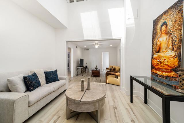 162 Lost River Drive, Palm Desert CA: https://media.crmls.org/mediaz/2cb446be-c9ac-480b-9fb9-ea1d24416543.jpg
