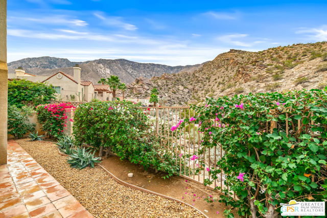 2857 Greco Court, Palm Springs CA: https://media.crmls.org/mediaz/2cb46785-65cc-4c2c-8ae1-6a3acb299685.jpg