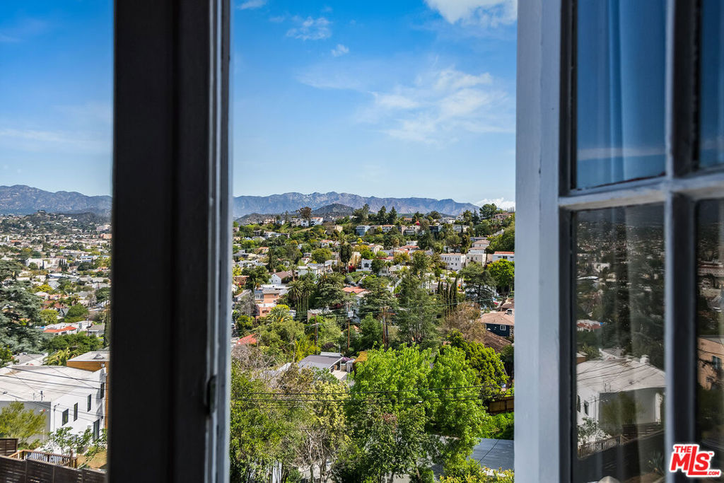 1521 N Columbus Avenue Glendale img 5