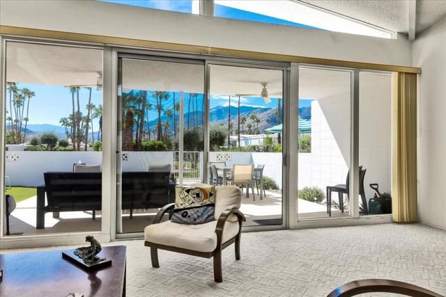 211 E Canyon Vista Drive, Palm Springs CA: https://media.crmls.org/mediaz/2cb69e9e-cfe1-4168-b783-dc2f39167d98.jpg