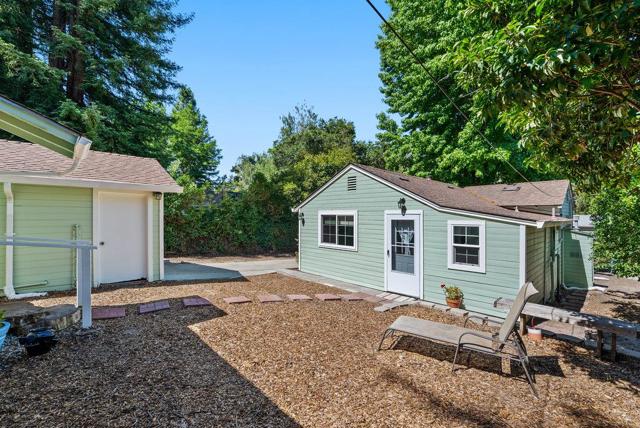 8494 Glen Arbor Road, Ben Lomond CA: https://media.crmls.org/mediaz/2cb6a8a5-4373-45d1-84e5-fc53dde02fbc.jpg