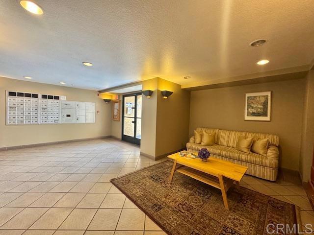 4545 Arizona Street, San Diego CA: https://media.crmls.org/mediaz/2cb6b798-6199-4086-8e4d-e20c68c9391a.jpg