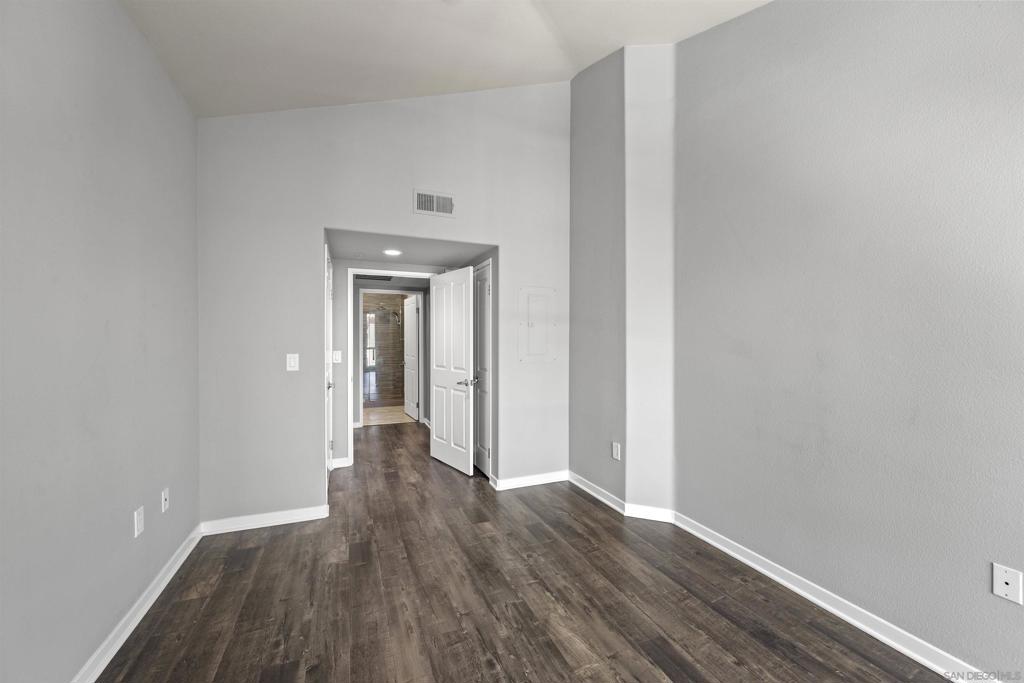 1501 Front St - photo 17