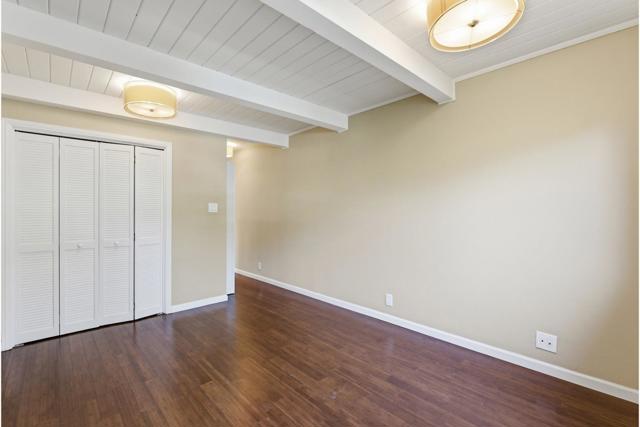 3776 La Donna Avenue, Palo Alto CA: https://media.crmls.org/mediaz/2cb810a4-522a-459e-8274-c5835cfccba0.jpg