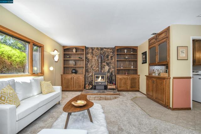 Image 13 of 43 For 4484 Snowberry Ct