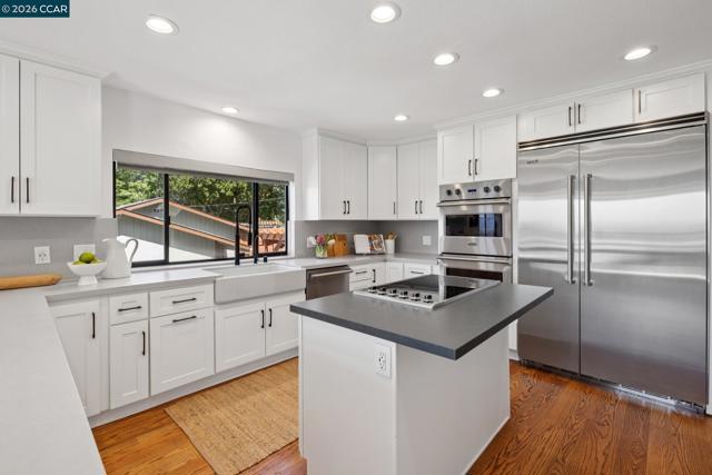 Image 18 of 49 For 1227 Alvarado Road