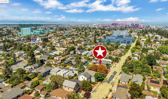 1539 E 38Th St, Oakland CA: https://media.crmls.org/mediaz/2cb9a3f6-974e-467c-a17b-e98e1755d631.jpg